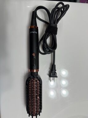 DipRevo 2 in 1 Ionoc Straightening Brush - Black with Rose Gold Accents
